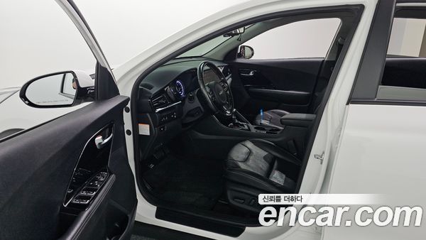 Kia Niro 2022, фото 13