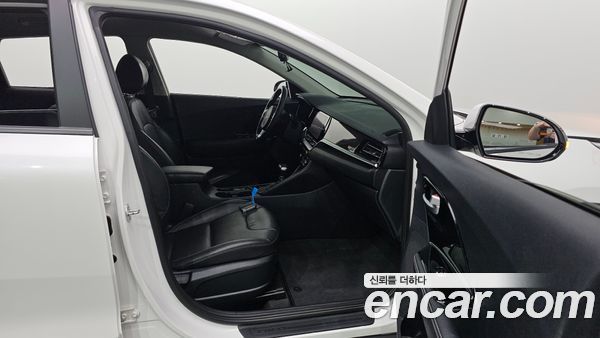 Kia Niro 2022, фото 24