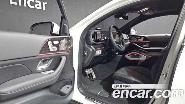 Mercedes-Benz GLE 2023, фото 13