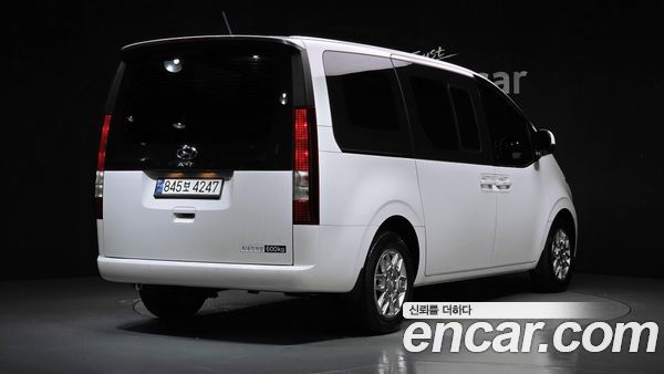 Hyundai Staria 2024, фото 2