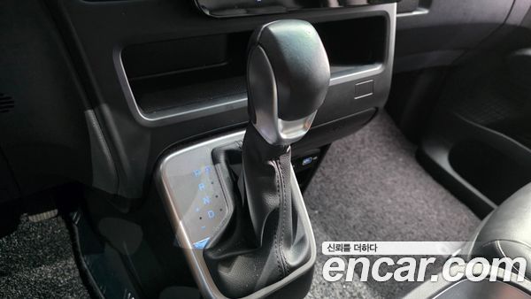 Hyundai Staria 2024, фото 9
