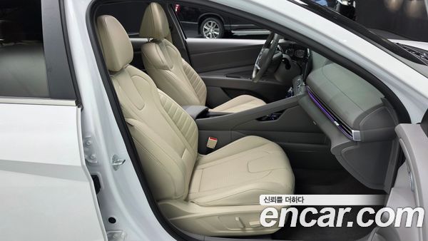 Hyundai Elantra 2024, фото 20