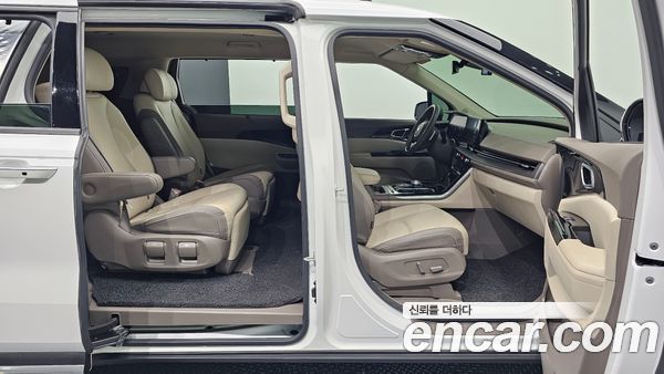 Kia Carnival 2021, фото 15