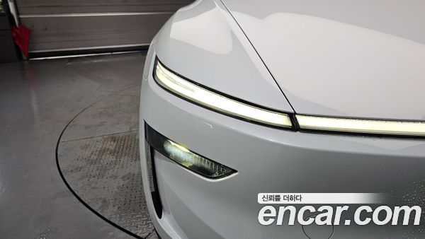 Tesla Model Y 2025, фото 7