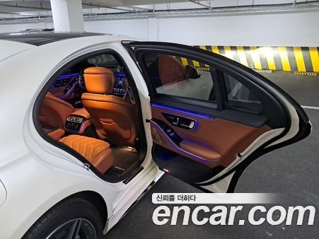 Mercedes-Benz S-Class 2022, фото 9