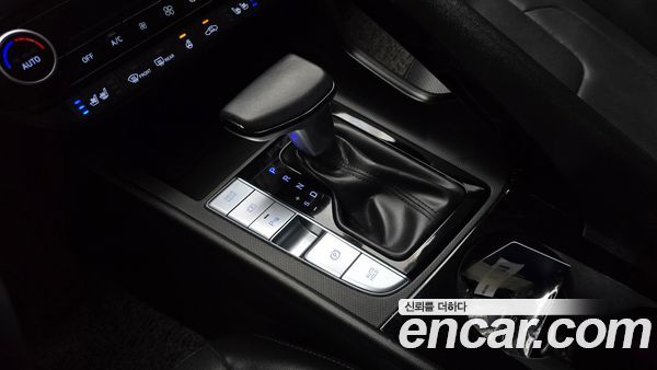 Hyundai Elantra 2024, фото 9