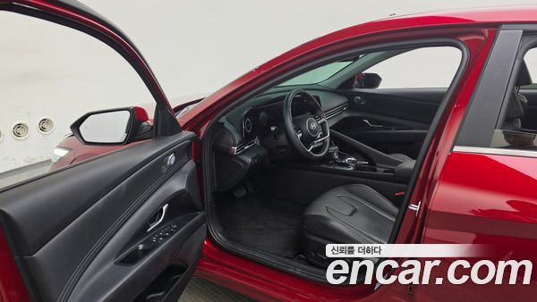 Hyundai Elantra 2024, фото 12