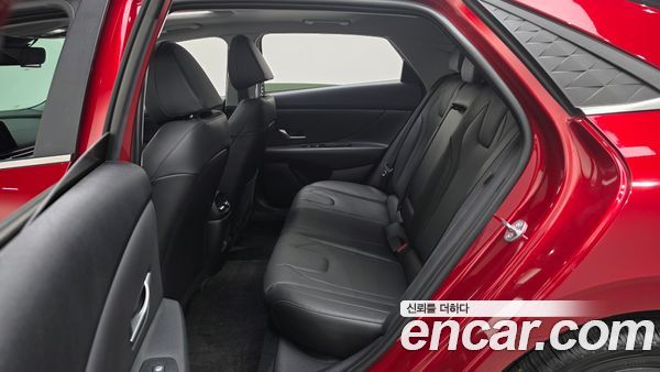 Hyundai Elantra 2024, фото 15