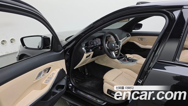 BMW 3 Series 2022, фото 12