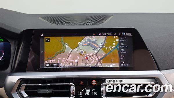 BMW 3 Series 2022, фото 19