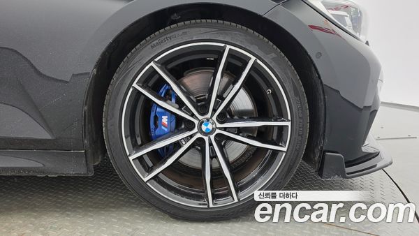BMW 3 Series 2022, фото 6