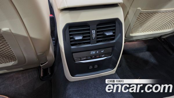 BMW 3 Series 2022, фото 29