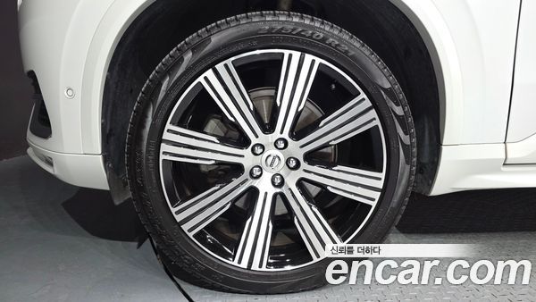 Volvo XC90 2023, фото 5
