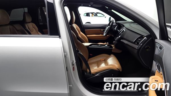 Volvo XC90 2023, фото 16