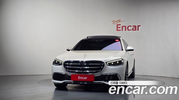 Mercedes-Benz S-Class 2022, фото 3