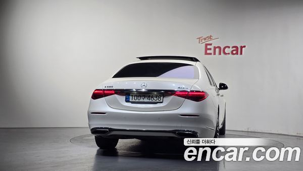 Mercedes-Benz S-Class 2022, фото 4