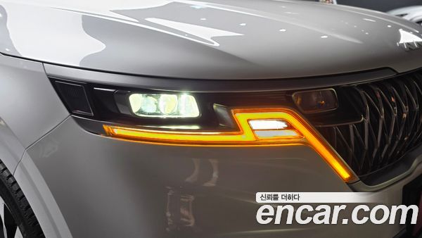 Kia Carnival 2023, фото 7