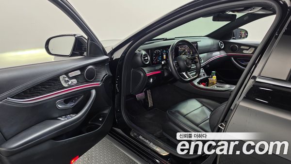 Mercedes-Benz E-Class 2021, фото 10