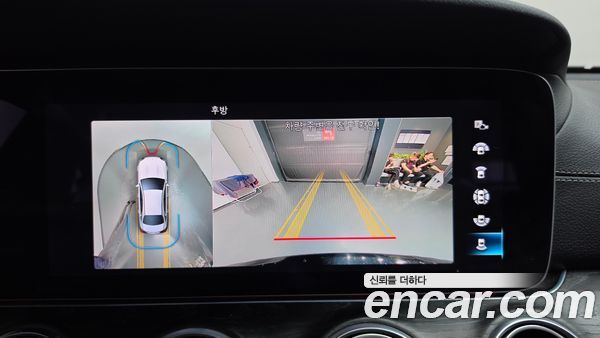 Mercedes-Benz E-Class 2021, фото 15
