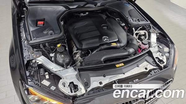 Mercedes-Benz E-Class 2022, фото 6