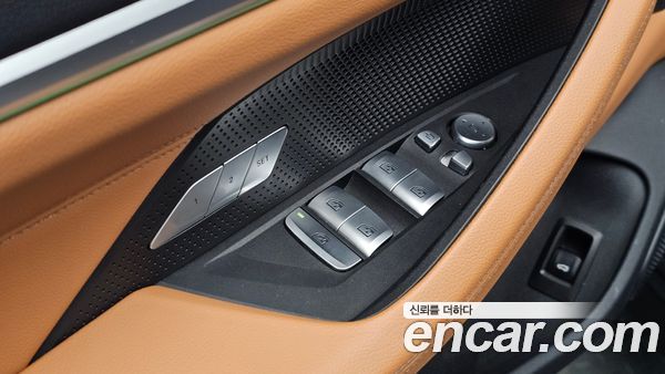 BMW i4 2022, фото 30