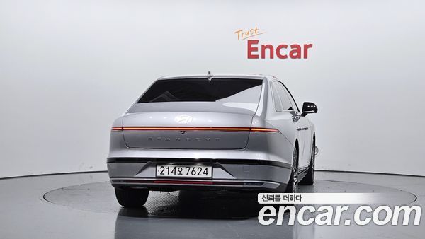 Hyundai Grandeur 2023, фото 4