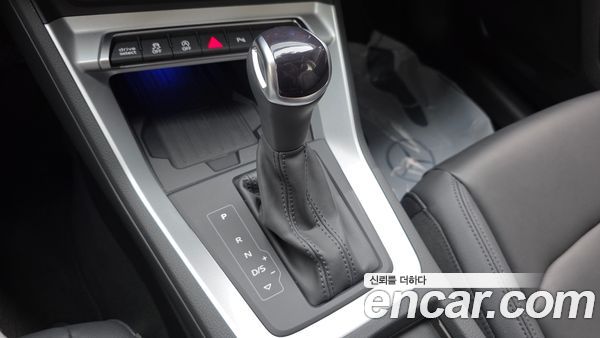 Audi Q3 2025, фото 12
