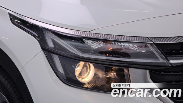 Kia Seltos 2023, фото 8