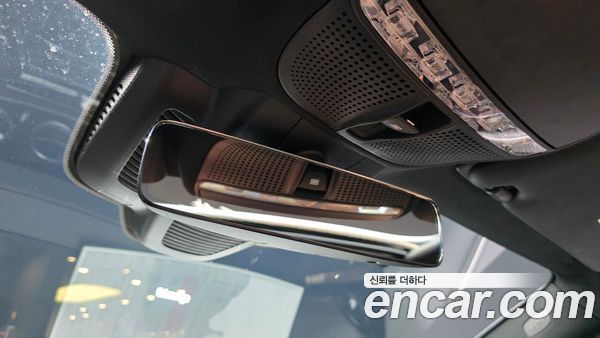 Mercedes-Benz E-Class 2023, фото 29