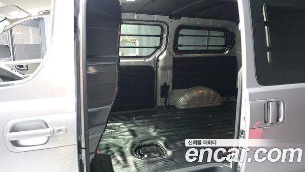 Hyundai Grand Starex 2021, фото 16