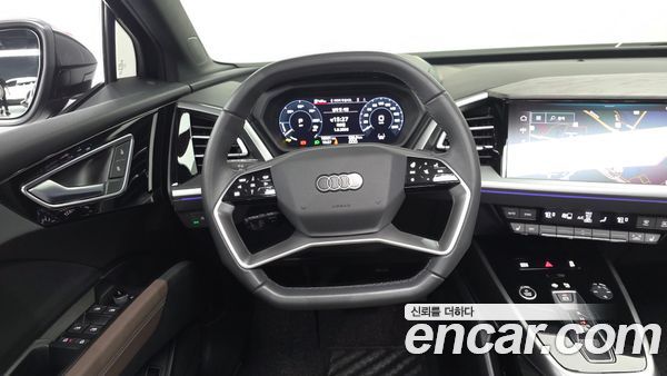 Audi Q4 e-tron 2025, фото 17