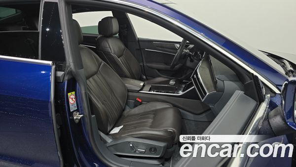 Audi A7 2020, фото 16