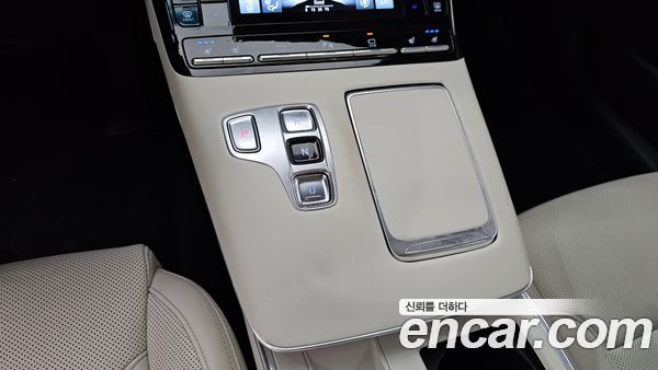 Hyundai Grandeur 2023, фото 9