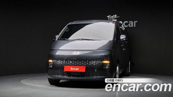 Hyundai Staria 2025, фото 3