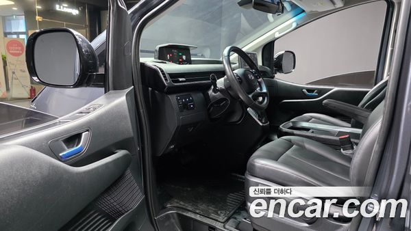 Hyundai Staria 2025, фото 10