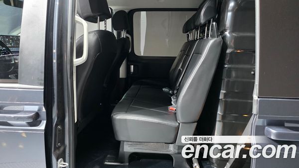 Hyundai Staria 2025, фото 12