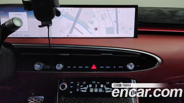 Genesis GV70 2025, фото 18