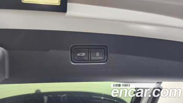 Genesis GV70 2025, фото 22