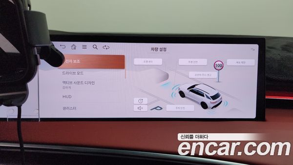 Genesis GV70 2025, фото 33
