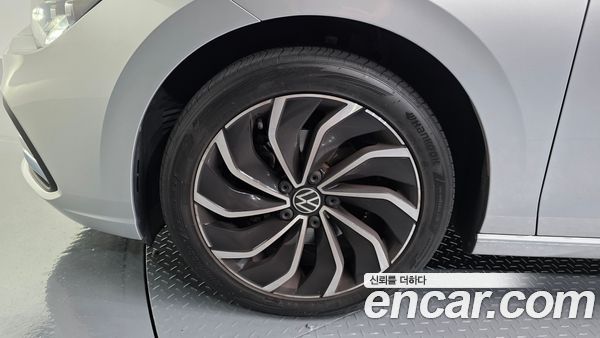 Volkswagen Golf 2022, фото 5