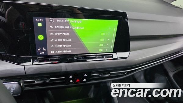 Volkswagen Golf 2022, фото 14
