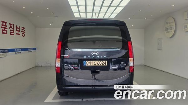 Hyundai Staria 2023, фото 5