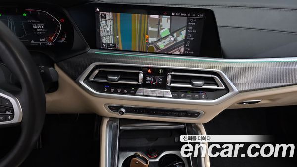 BMW X6 2021, фото 29