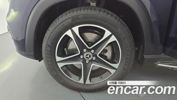 Mercedes-Benz GLE 2021, фото 4