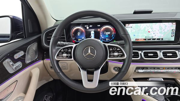 Mercedes-Benz GLE 2021, фото 19