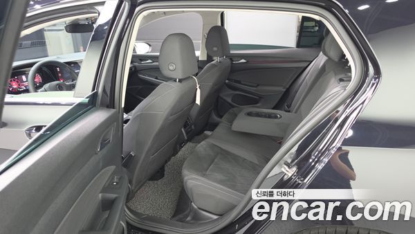 Volkswagen Golf 2022, фото 11