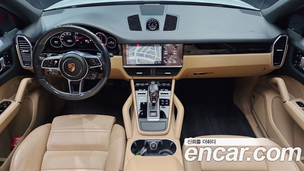 Porsche Cayenne 2020, фото 10