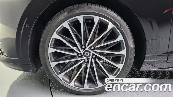 Hyundai Grandeur 2023, фото 4