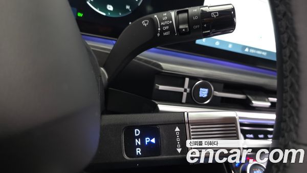 Hyundai Santa Fe 2025, фото 9