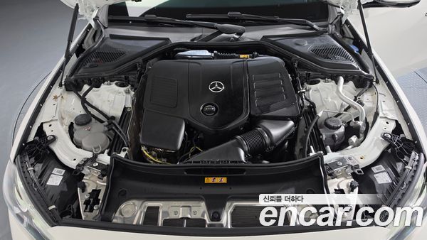 Mercedes-Benz E-Class 2025, фото 6